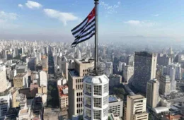 9 de julho em SP: o que abre, fecha e quem folga em 2026