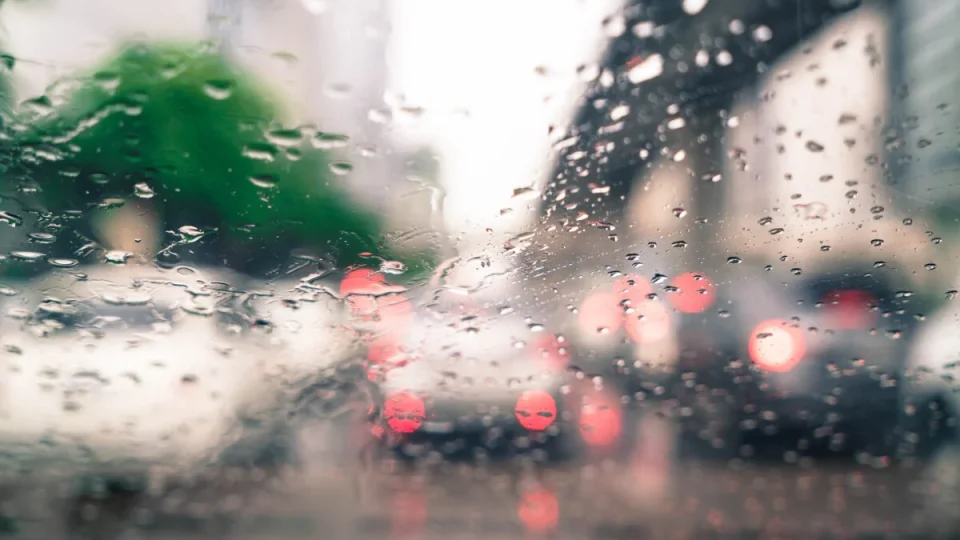 Alerta Defesa Civil SC hoje: chuva forte ameaça 3 regiões por 4h