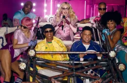Madonna rouba a cena na final do Mundial com show histórico ao lado de Ronaldo e Ronaldinho