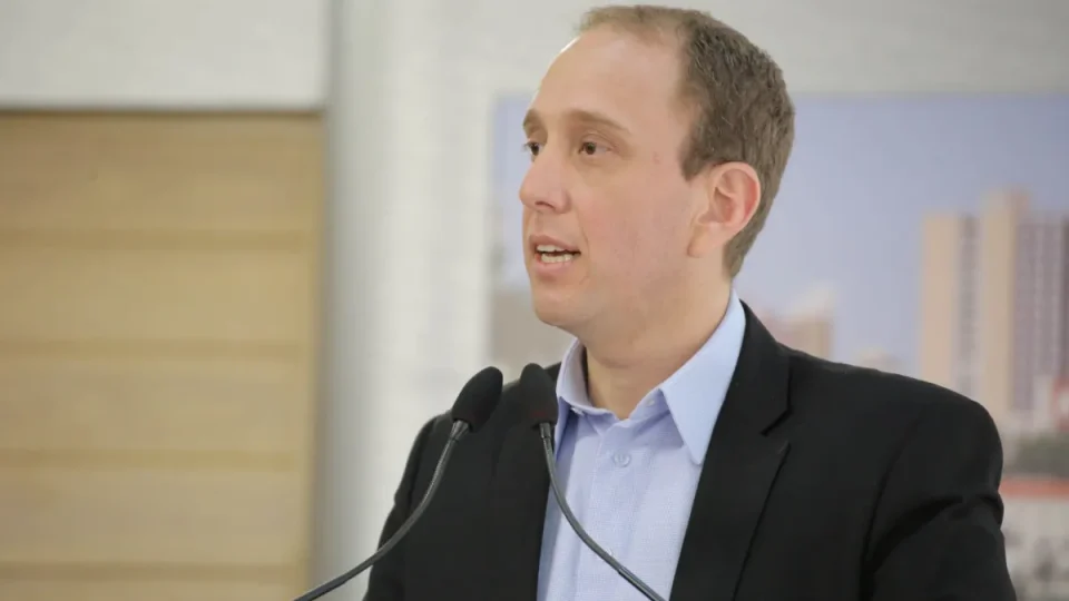 Marcos Pereira diz ter sido “traído” por Rodrigo Manga; confira o vídeo
