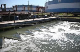 Crise em insumo para fluoretação pressiona abastecimento de água
