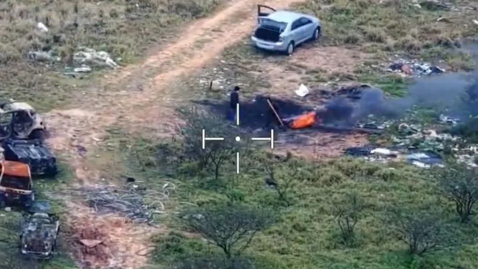 Smartcop flagra homem queimando fios de cobre e GCM realiza prisão na zona leste de SP