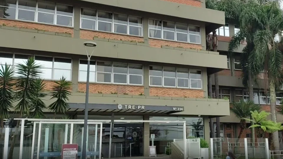 TRE cassa três vereadores no Paraná e decisão provoca reviravolta na Câmara; entendo