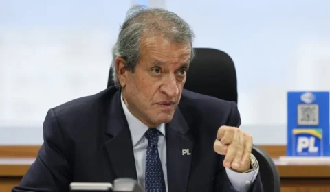 Valdemar muda versão ao STF e diz que apenas faz “sugestões políticas” sobre emendas