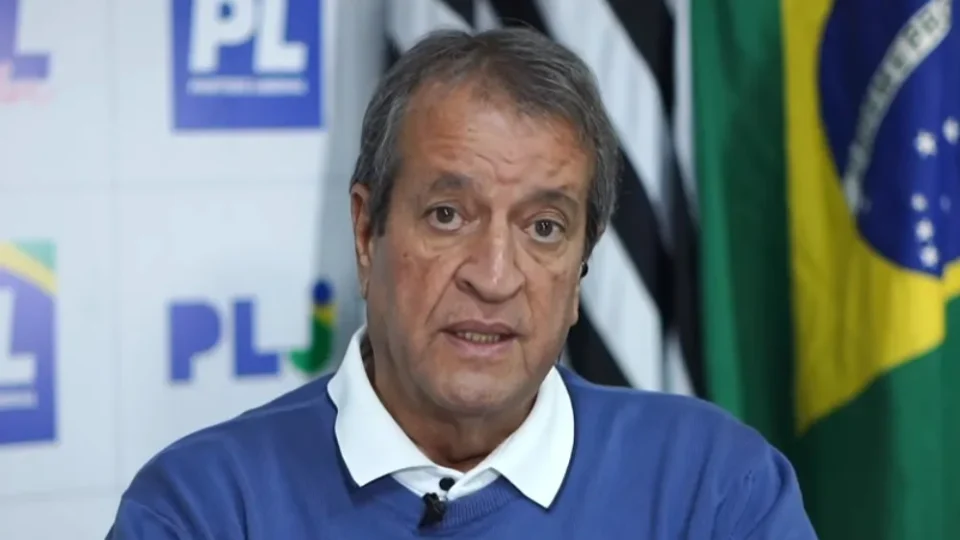 “Mulher arruma enguiço com 20”, diz Valdemar ao acabar com cargo de Michelle Bolsonaro no PL