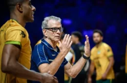 Brasil joga contra França pressionado por vaga na VNL