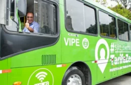Volta da cobrança nos ônibus de São Caetano provoca filas, confusão e deixa trabalhadores sem conseguir chegar ao serviço