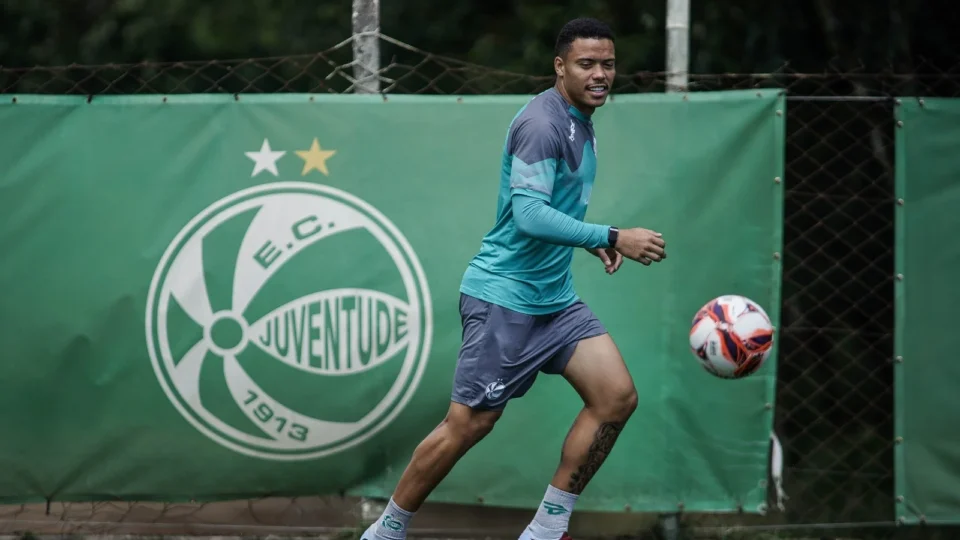 Grêmio segura joia, acerta Mandaca e tenta liberação já