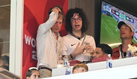 Mick Jagger leva filho brasileiro à semifinal em Atlanta