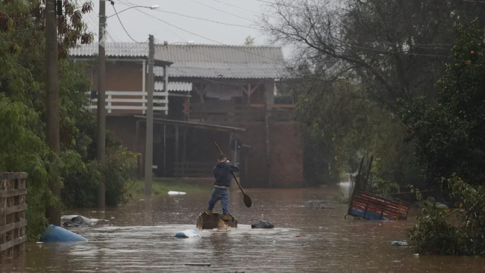 Inundação: temporais alagam 143 cidades no Rio Grande do Sul