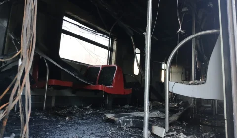 Explosão em trem da Linha 12 paralisa metrô SP e causa caos nesta quinta