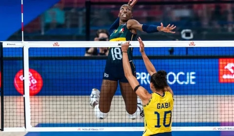 Brasil enfrenta Itália na semifinal da VNL 2026 feminina hoje