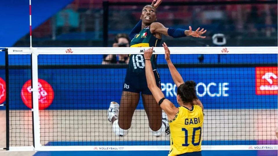 Brasil enfrenta Itália na semifinal da VNL 2026 feminina hoje