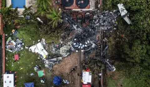 PF indicia 16 funcionários e ex-funcionários da Voepass por queda de avião que matou 62 pessoas