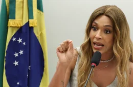 Conselho de Ética avança contra mandato de Erika Hilton
