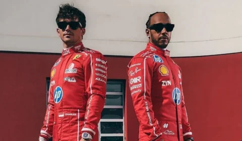 Ferrari homenageia Michael Schumacher com macacão especial no GP da Itália em Monza