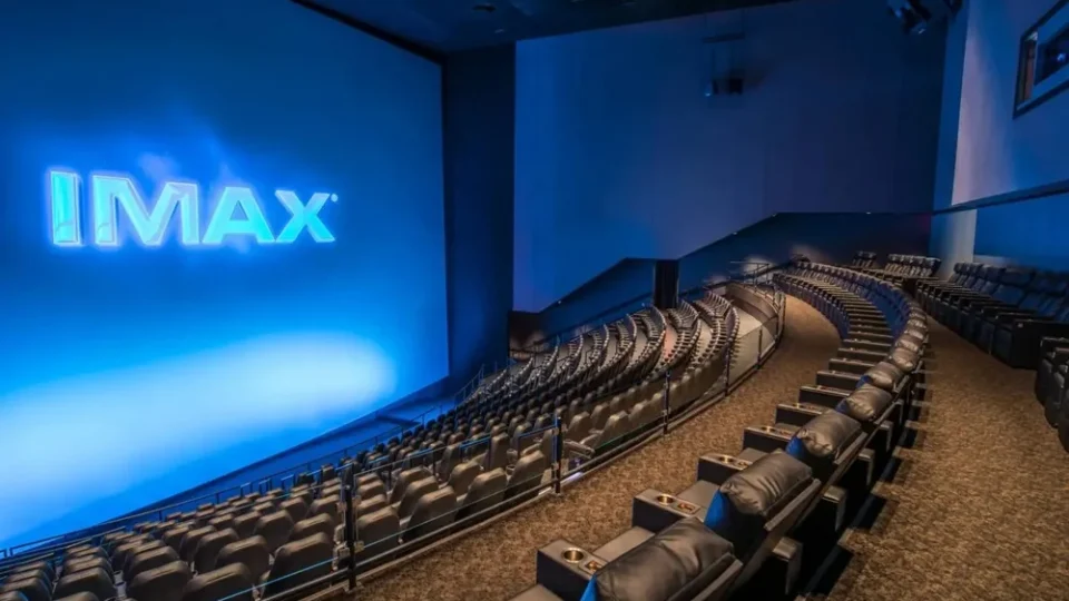 Cinema indiano acompanha Hollywood e investe em Imax em novo épico