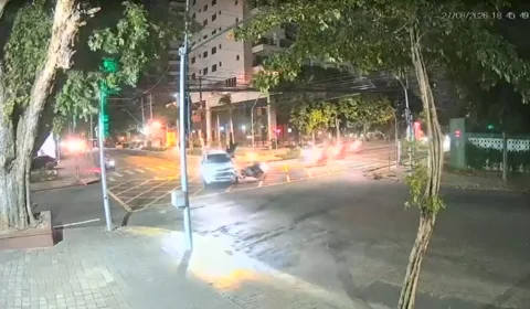 Barbeiro morre após ser atingido por picape em cruzamento de Manaus