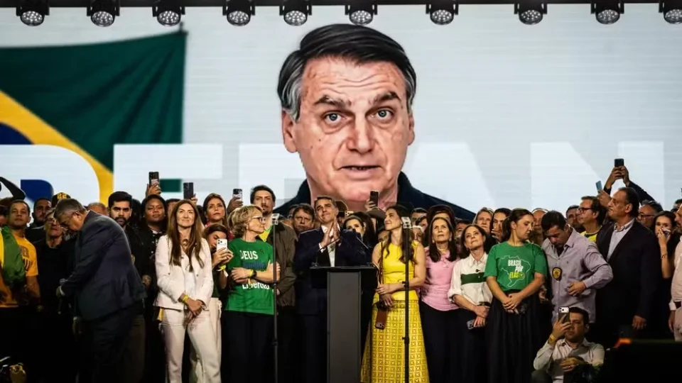 Atlas Intel e IA do Bolsonaro agitam agenda do TSE