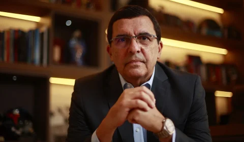 Ex-comandante da Aeronáutica revela reação secreta contra golpe