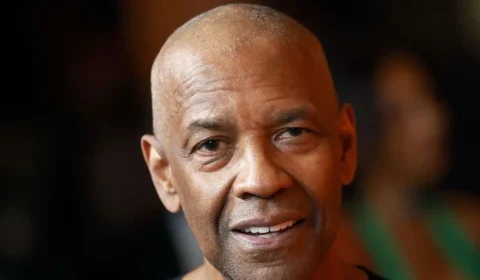 Aos 71 anos, Denzel Washington revela que parou de beber após 15 anos de consumo diário de vinho