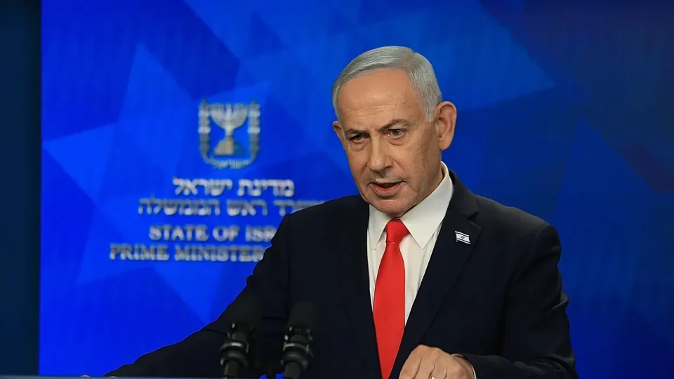Netanyahu chama Reino Unido de ‘república islâmica’ com arma nuclear