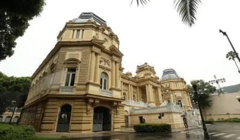 Governo do RJ exonera 6,1 mil comissionados e projeta economia de R$ 221 milhões