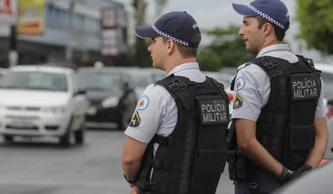 Preso em regime domiciliar rouba casal com arma em Ceilândia e acaba detido pela PM