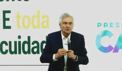 “É desespero”: Caiado reage a Flávio Bolsonaro e nega que Kassab tenha declarado apoio a Lula