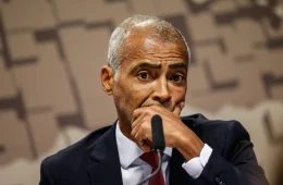 Reviravolta: Romário deixa PL, apoia Paes e segue senador até 2031