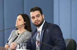 Reviravolta no caso Filipe Martins: juiz dos EUA reconhece registro falso