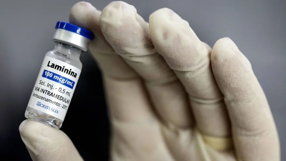 Aplicações de polilaminina em uso compassivo registram sete mortes