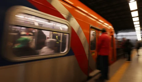 Homem é atropelado por trem na Linha 7-Rubi em Perus
