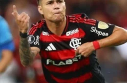 Arrascaeta se destaca entre os artilheiros do Flamengo no Brasileirão, veja ranking