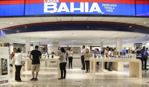 Casas Bahia pede recuperação judicial e revive fantasma da Americanas, mas origem da crise é outra