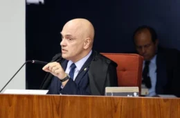 Alexandre de Moraes defende a volta do diploma para jornalismo