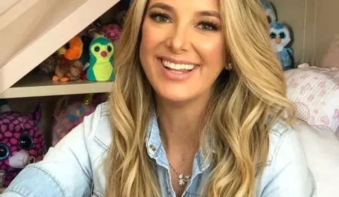 Ticiane Pinheiro se emociona ao ver festa dos filhos