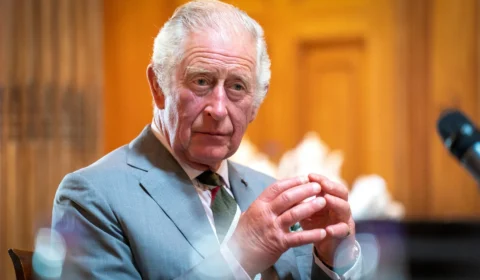 Rei Charles III soube da volta de Harry e Meghan poucos dias antes