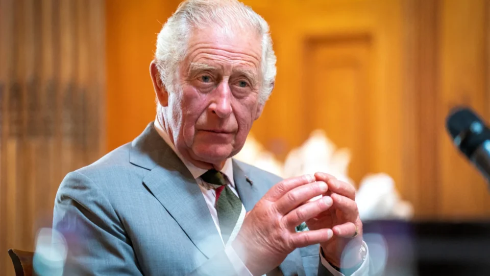 Rei Charles III soube da volta de Harry e Meghan poucos dias antes