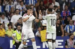 Real Madrid vence o Espanyol com gol no fim e estreia Mourinho com vitória