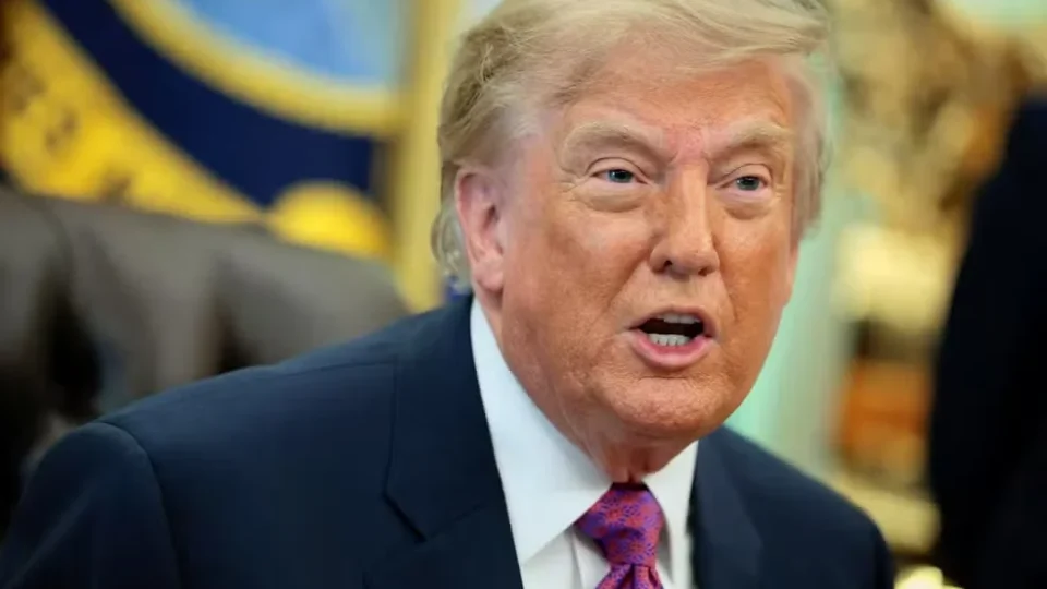 Trump mira gigantes da carne e promete medida para quebrar domínio nos EUA
