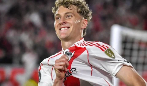 Vasco contrata Facundo Colidio por US$ 4,5 mi e muda ataque
