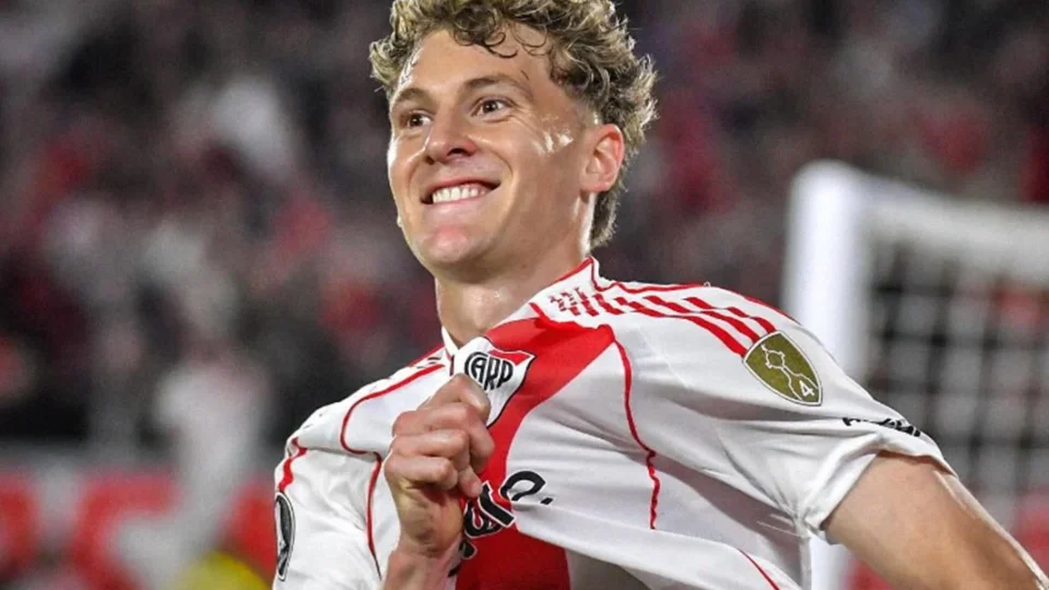 Vasco contrata Facundo Colidio por US$ 4,5 mi e muda ataque