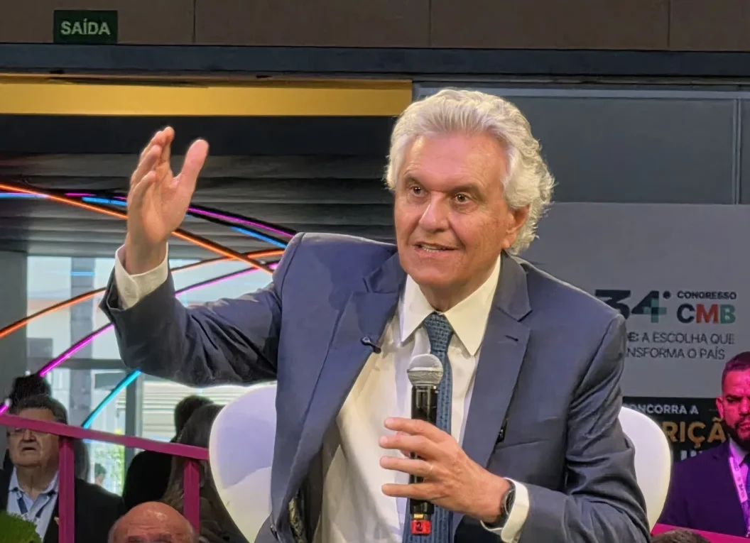 No período da noite, Caiado participa de duas entrevistas ao vivo. A primeira será para o SBT, às 18h30, e a segunda para o SBT News, às 19h45.
