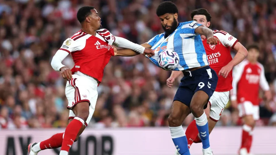 Arsenal x Coventry: onde assistir, escalações e tudo sobre o jogo de hoje