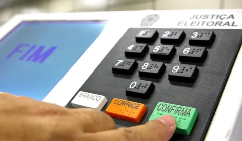 Eleitores com deficiência terão transporte gratuito para votar em Palmas nas eleições de 2026