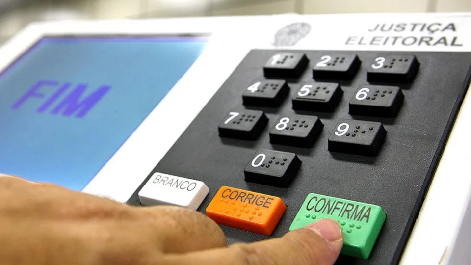 Eleitores com deficiência terão transporte gratuito para votar em Palmas nas eleições de 2026