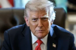 Suprema Corte dos EUA dá vitória a Trump em disputa sobre voto pelo correio