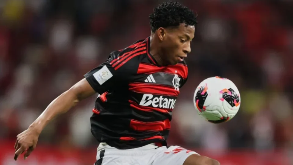 Flamengo acerta venda de Plata ao Dínamo Moscou por cerca de R$ 60 milhões
