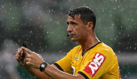 Vitória busca reverter 2 a 0 e avançar contra Athletico-PR hoje